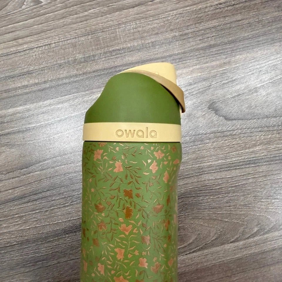 Owala 24oz FreeSip Wallflower Exclusive New Water Bottle - Hydrate Hub