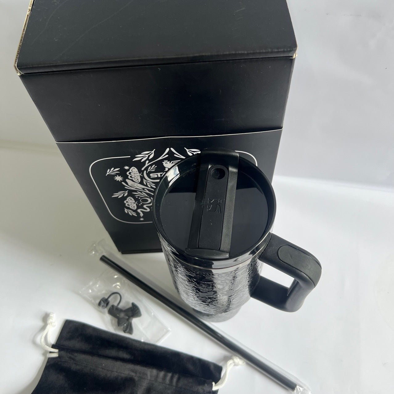 Stanley Halloween Quencher H2.0 FlowState Tumbler 40oz – Deadly Damask - Hydrate Hub