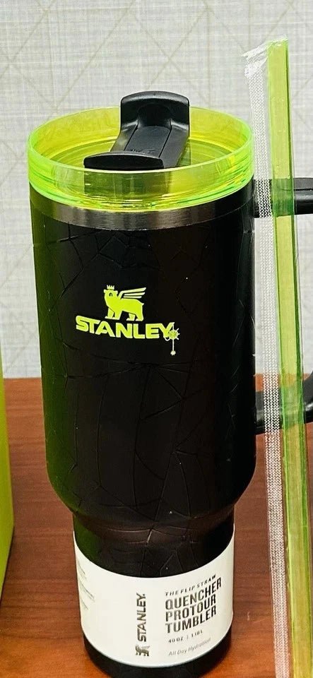 Stanley HALLOWEEN WEB GLOW - Quencher H2.0 Flowstate Tumbler 40oz - Hydrate Hub